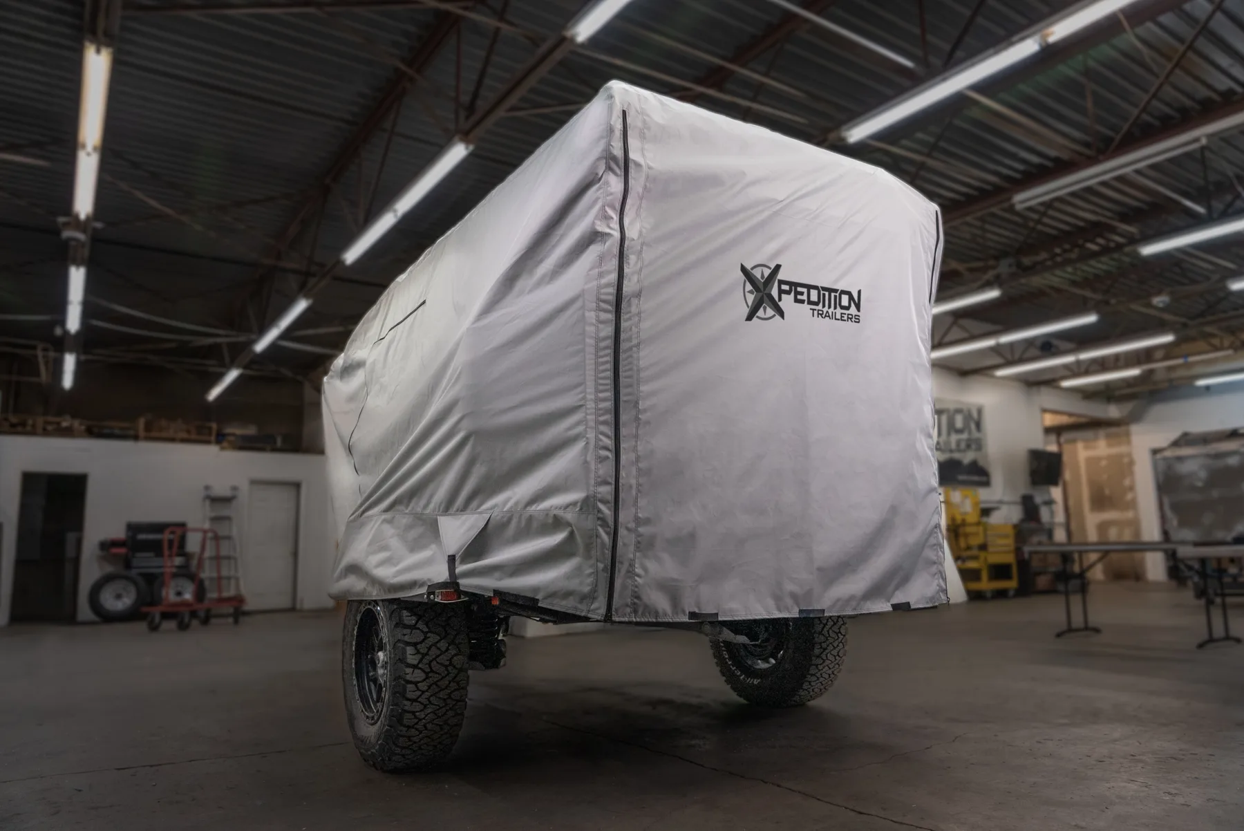 Side view of a fitted Xpedition trailer cover